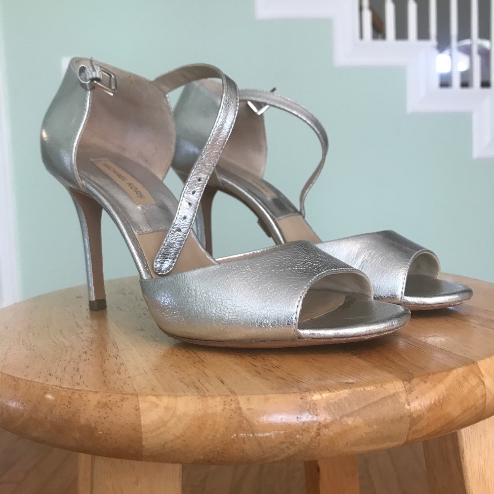 Michael Kors Silver Peep-Toe heels